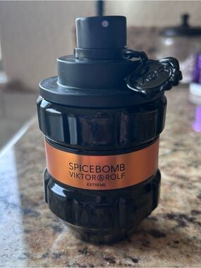 Viktor & Rolf Spicebomb Extreme